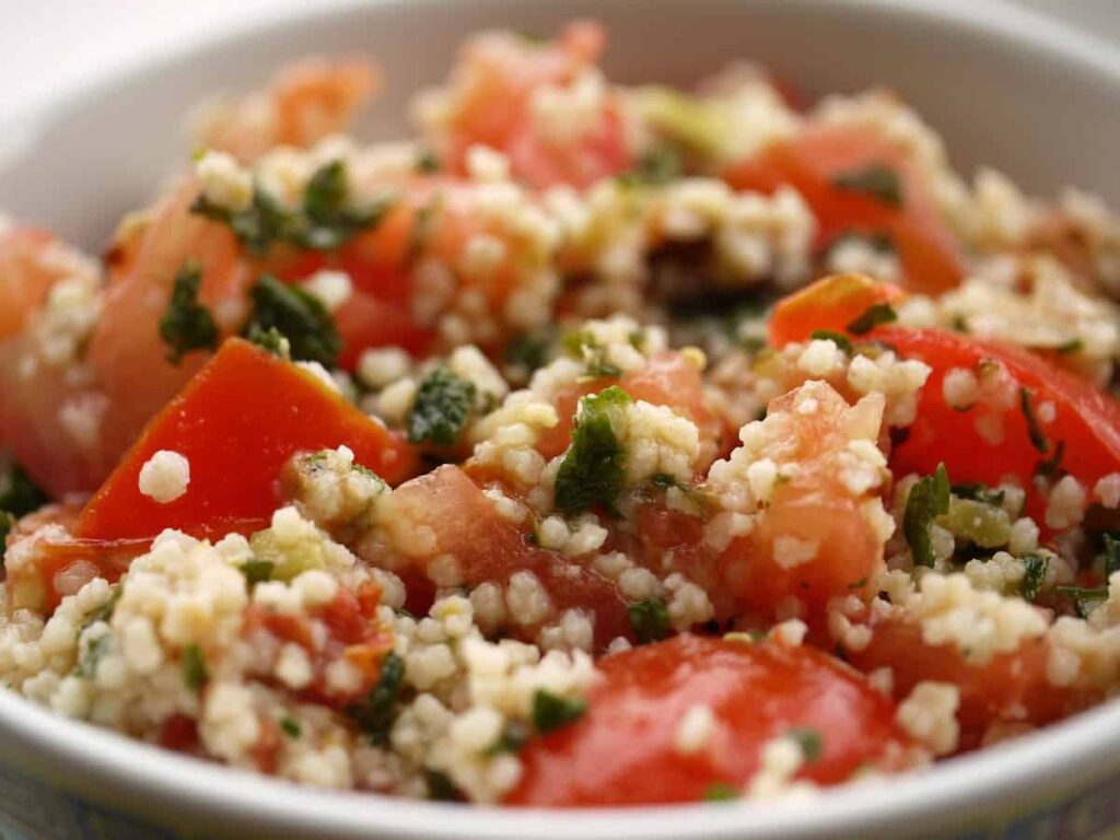 Receta ensalada de cuscus: Frescura y sabor ecuatoriano