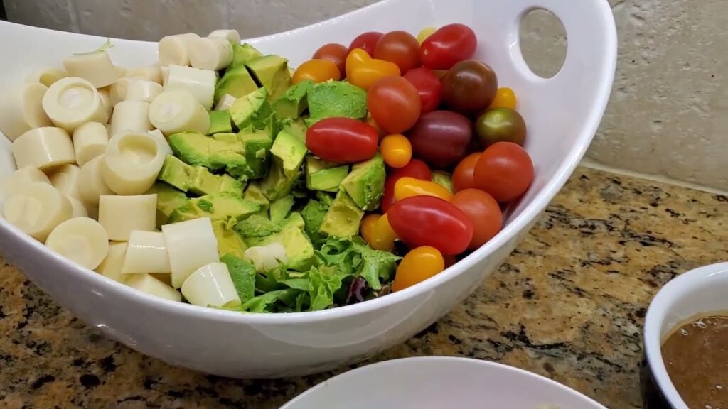 Receta ensalada de palmito y aguacate: fresca y deliciosa